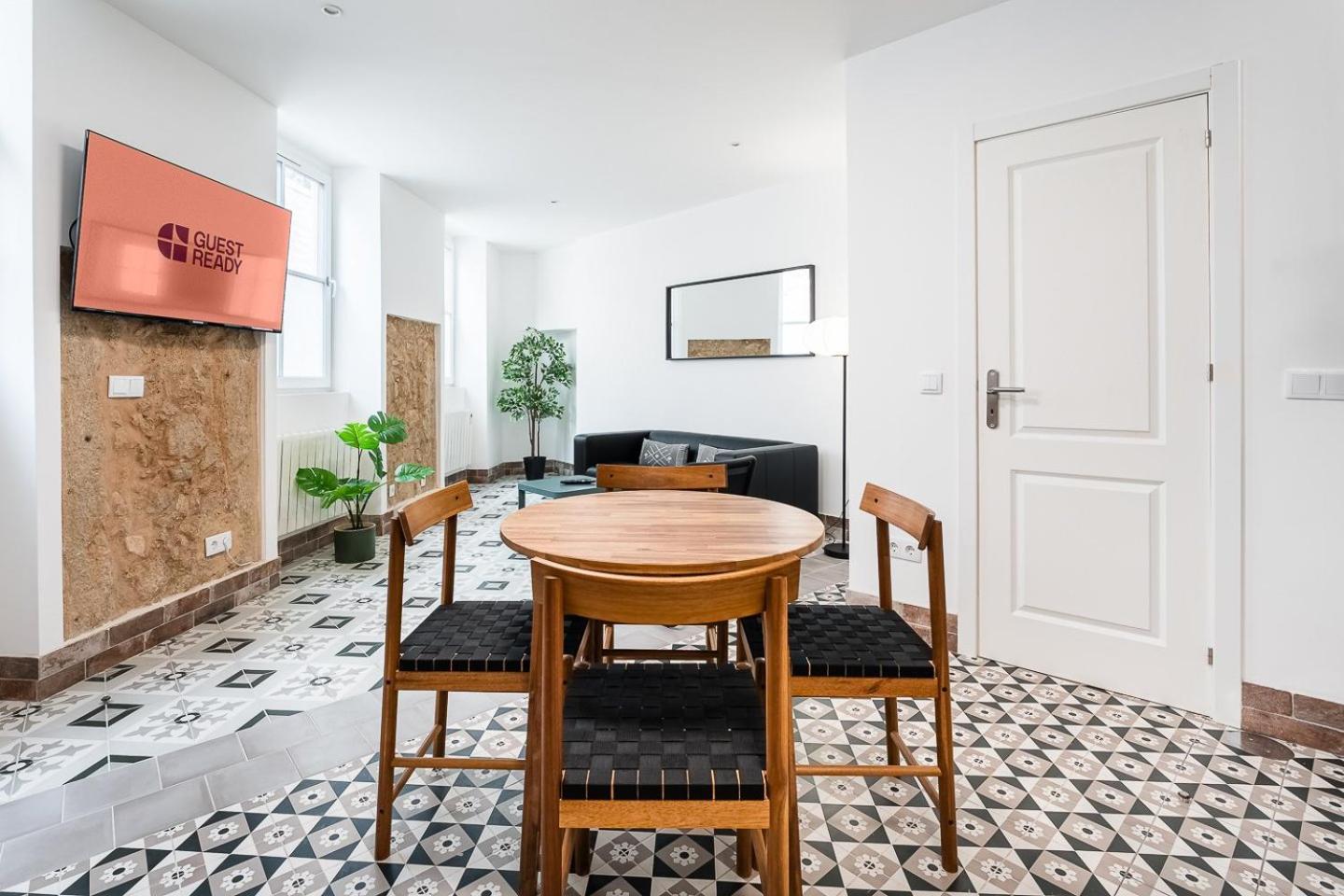 Guestready - Serene Hideout In Downtown OOporto Esterno foto