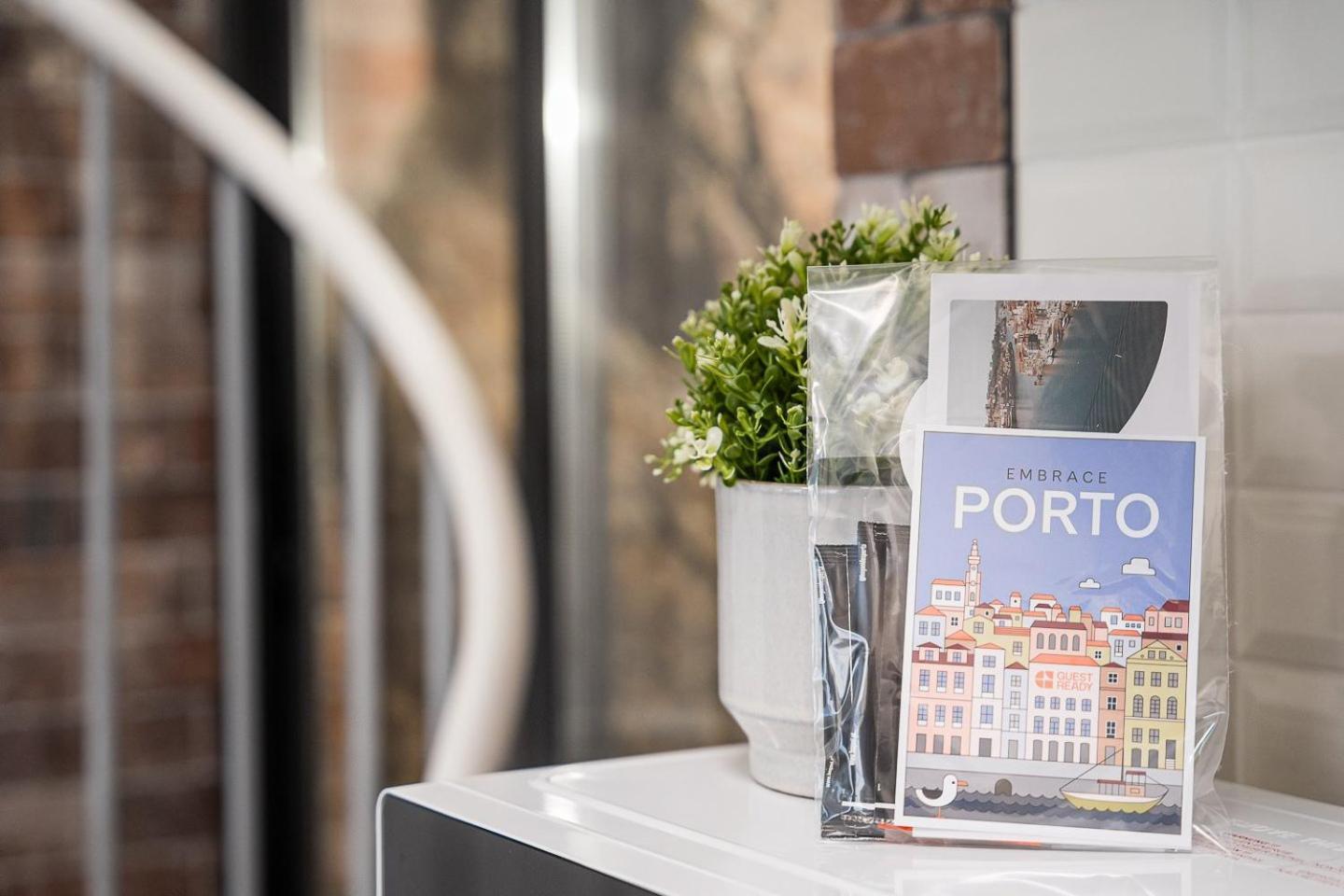 Guestready - Serene Hideout In Downtown OOporto Esterno foto