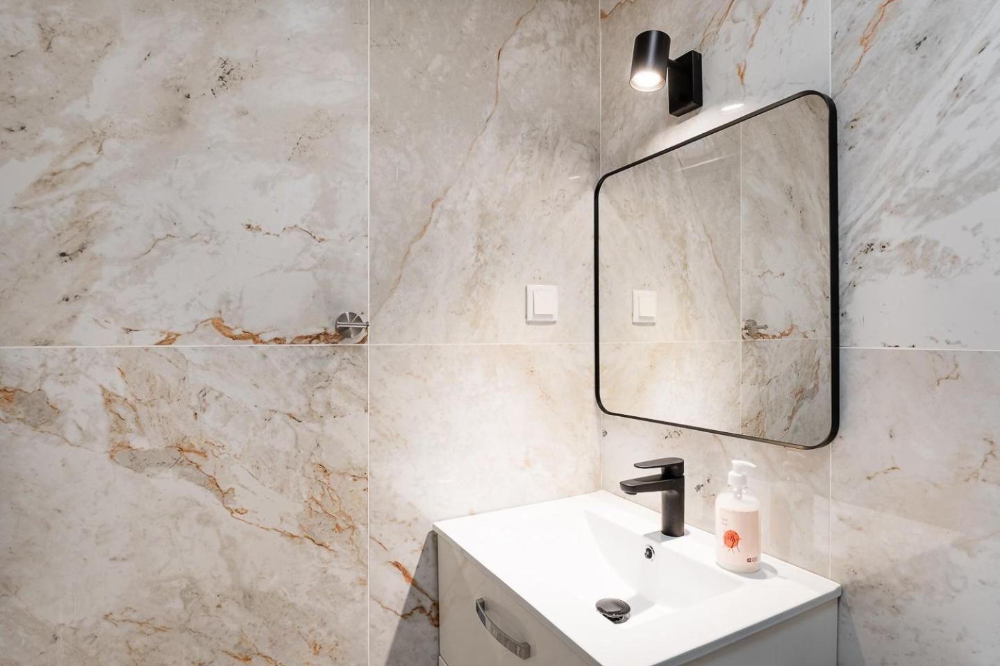 Guestready - Serene Hideout In Downtown OOporto Esterno foto